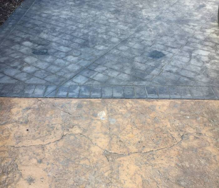 Allée conçue par un spécialiste du béton imprimé à Avignon, effet pavé classique.